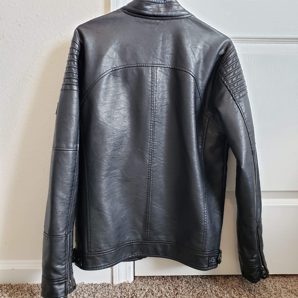 Jacket - Picture 2 of 8